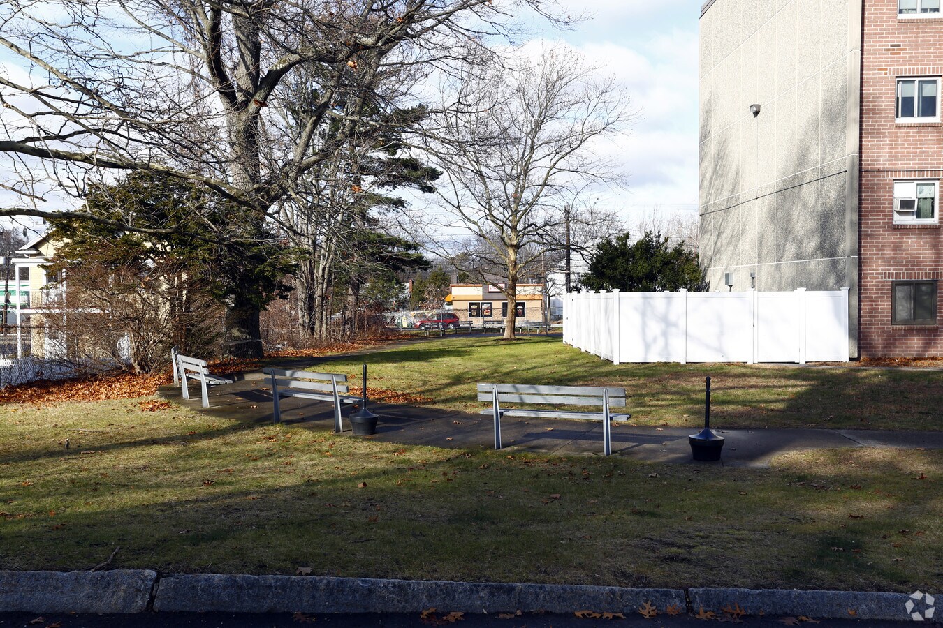 Photo - Rockland Towers