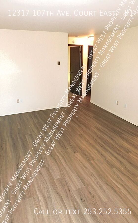 Photo - 12317 107th Ave Ct E Unidad B1