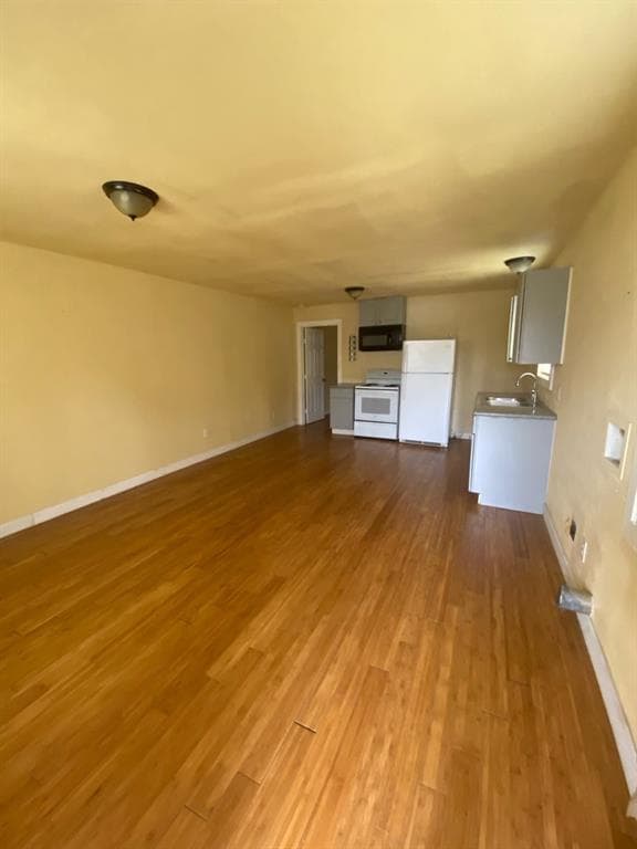 Photo - 4212 Davenport St Apartment