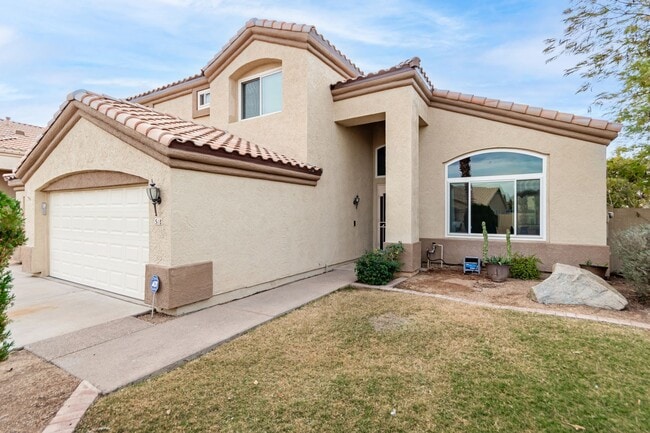 Photo - 4 bedoom home with private pool