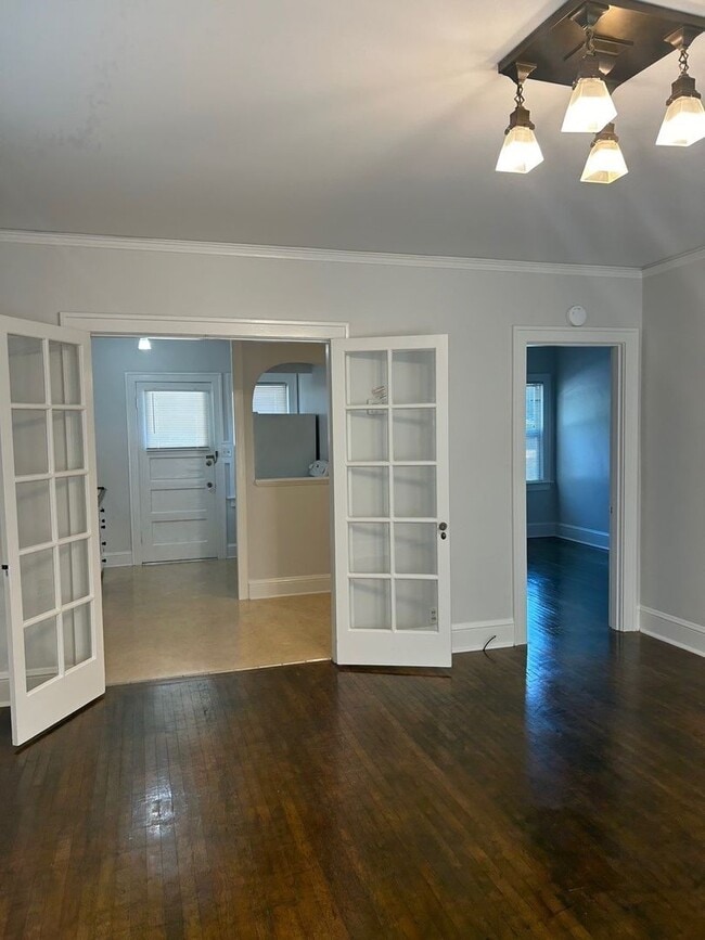Photo - Spanish-Style Apartment Close to Belmont/Laurelhurst Located on Famous Peacock Lane! Loaded with ...