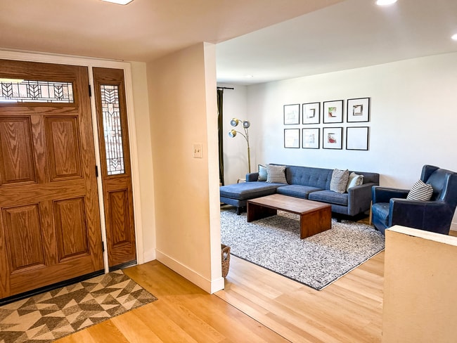 Photo - 1911 E Gemini Dr