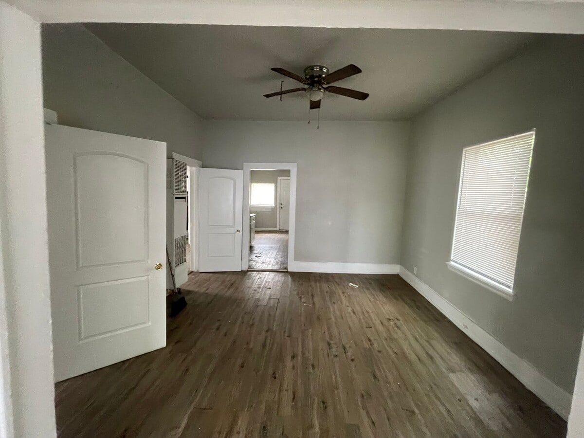 Photo - 2 bedroom, 1 bath