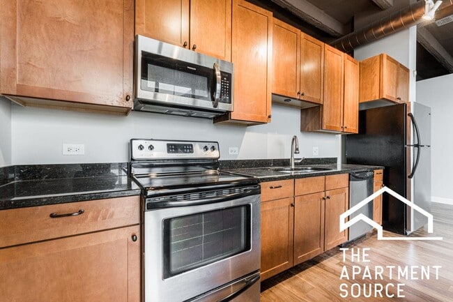 Photo - 4131 W Belmont Ave