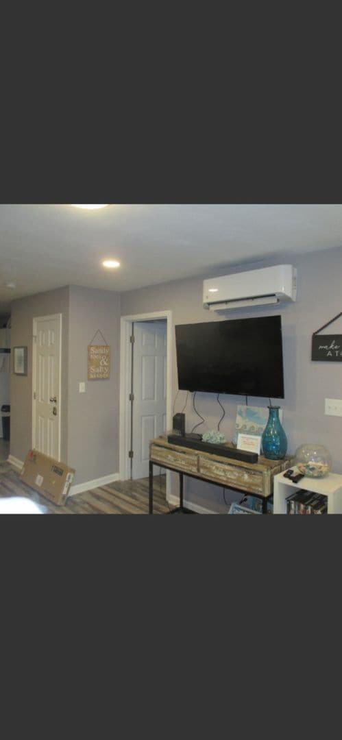 Photo - 1482 Meads Rd