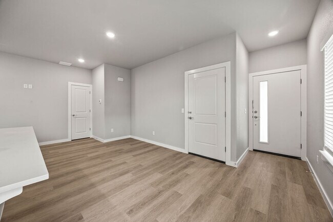 Photo - 2602 SW Convent St