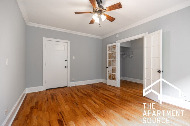 Photo - 4737 N Hermitage Ave Unit 204