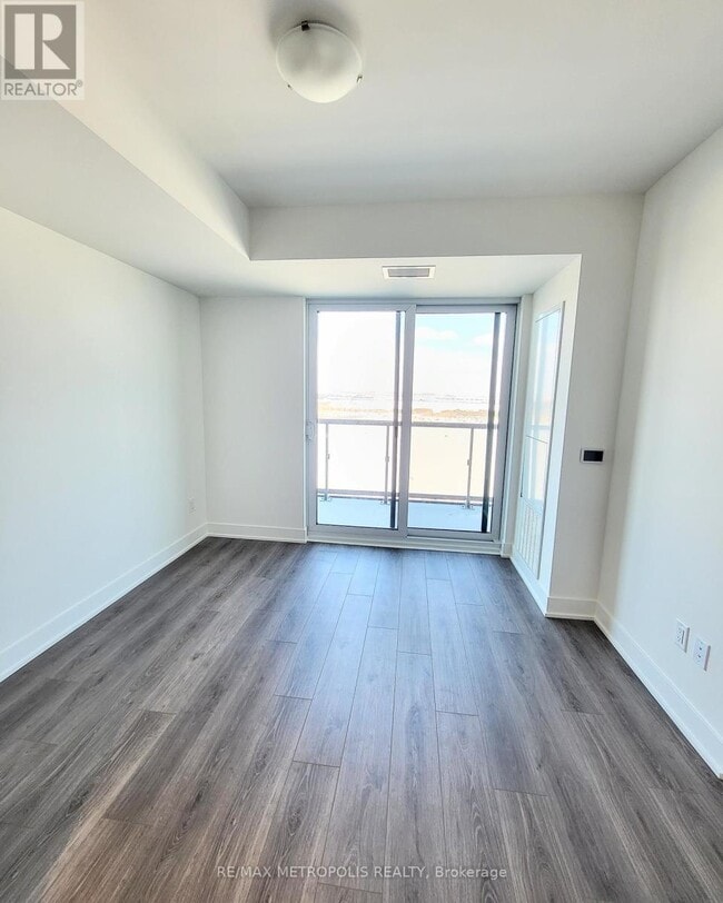 Photo - 2545 Simcoe St N Unit 2204