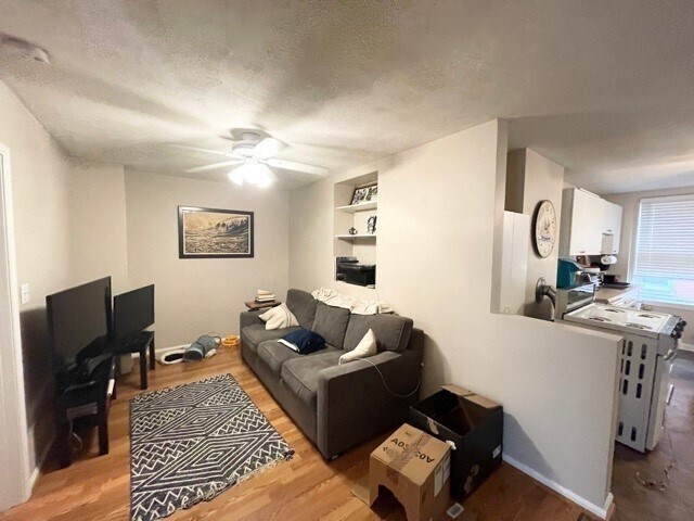 Building Photo - 2 Baldwin Pl Unit 3L Rental
