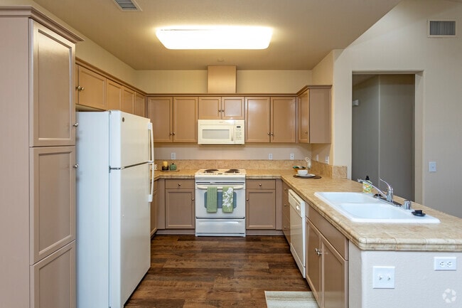 Villa Rose, Upstairs - Kitchen