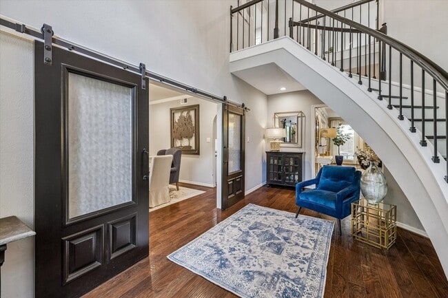 Photo - 27 Cedarwing Ln
