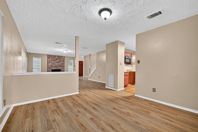 Photo - 1926 Woodland Hills Dr