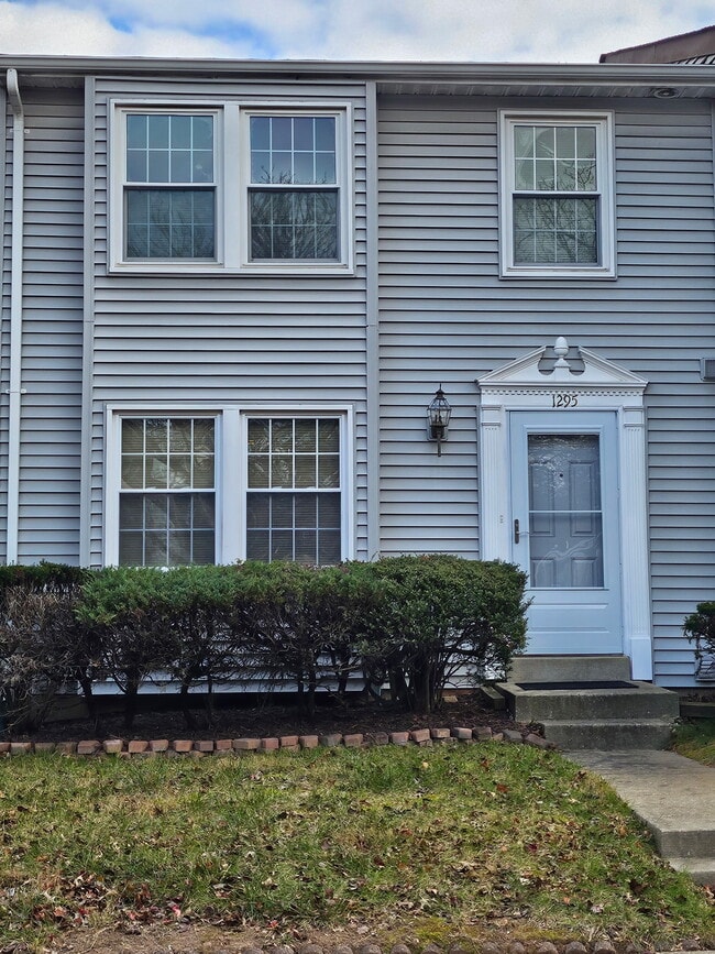 Photo - 1295 Elm Grove Cir Townhome