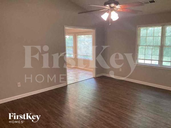 Photo - 135 Lazy Hollow Ln