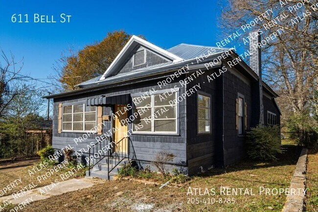 Photo - 611 Bell St