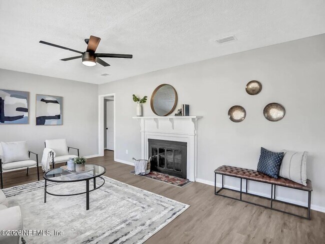 Photo - 1532 Parrish Pl