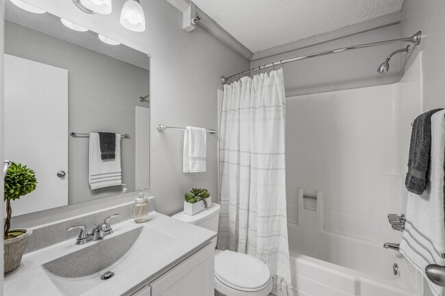 Hillcrest Place Apartments