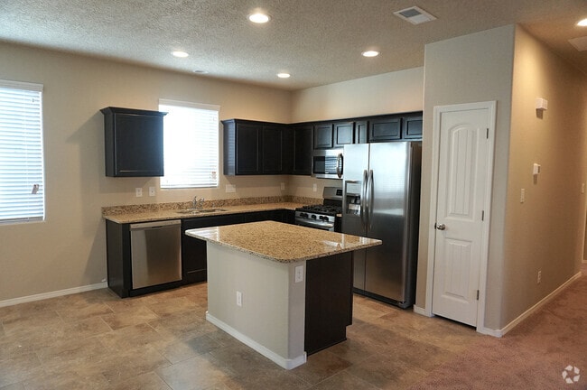 Building Photo - Wonderful 3 bedroom in Rio Rancho. Don't m... Rental
