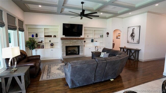 Photo - Beutiful Jenks home in Bixby Schools