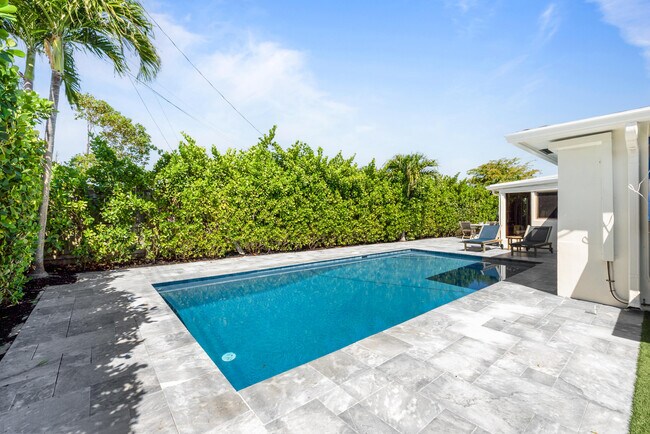 Photo - 549 Fairwind Dr