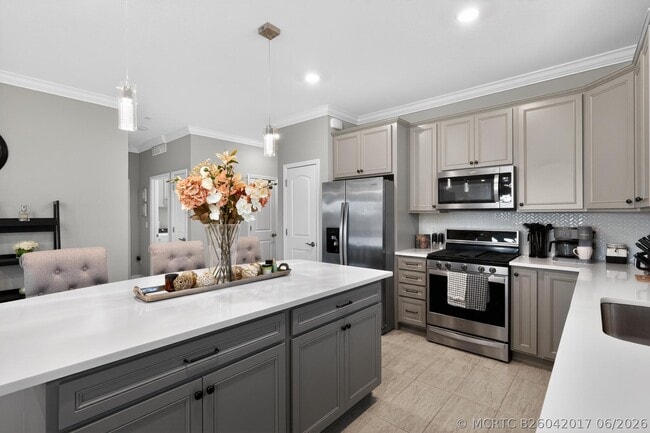 Photo - 10430 SW Captiva Dr