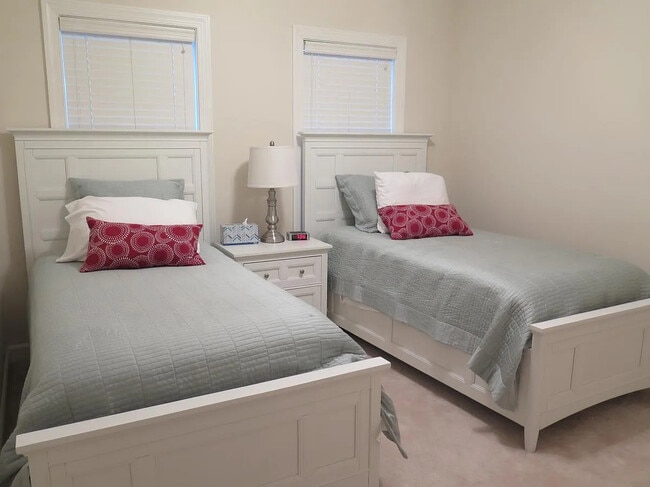 Photo - 3645 Edgemont Dr