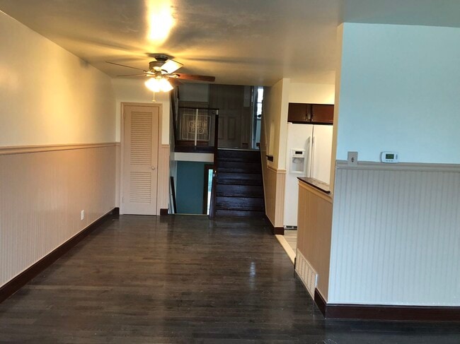 Photo - 9722 Hoff St