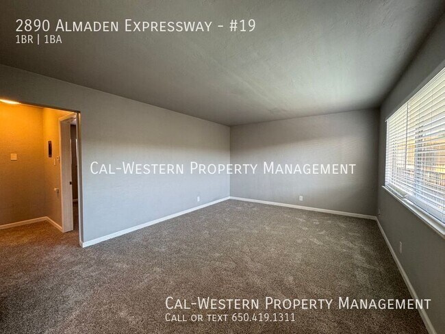 Photo - Spacious 1/1 upstairs apartment in Willow ... Unidad #19