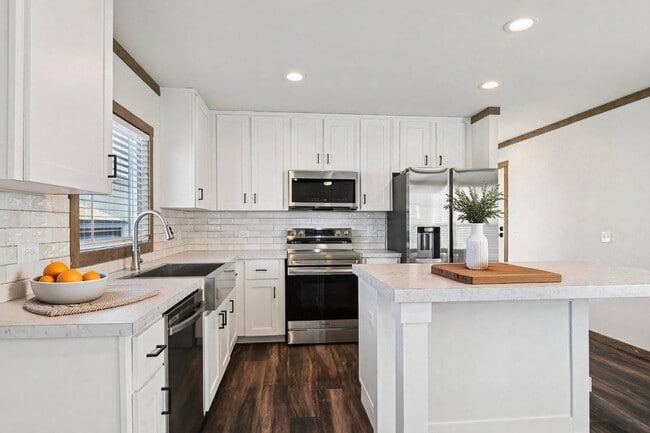 Photo - 1614 Swallowtail Dr
