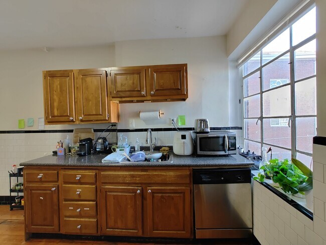 Photo - 313 Cambridge St Unit 1