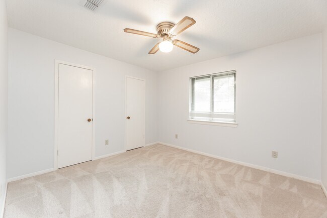 Photo - 6818 Brockington Dr