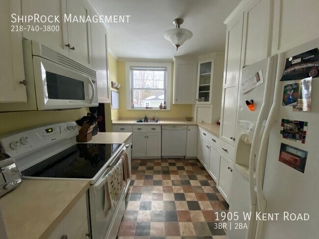 Photo - 1905 W Kent Rd