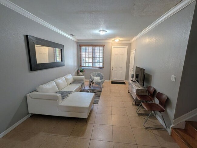 Photo - 238 SE 2nd Ave