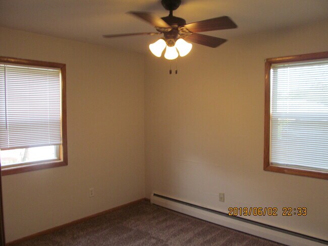 Photo - 665 Ash St Unit 3