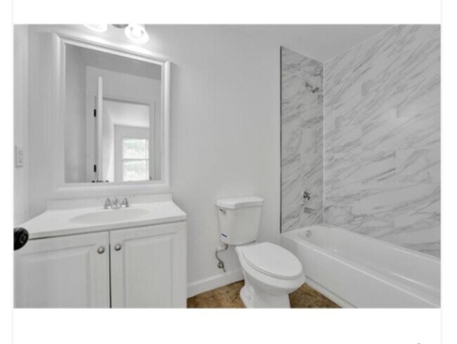 Photo - 1367 Chadwick Cir