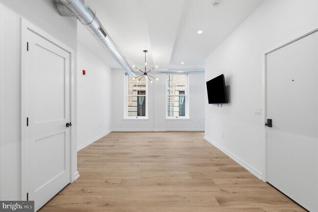 Photo - 1232 Chancellor St Unidad 3C