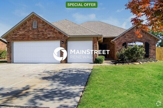 Building Photo - 3 Bedroom Pet-Friendly Home in Yukon, OK w...