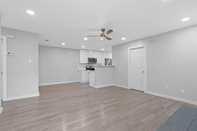 Photo - 16131 Stoneham Cir