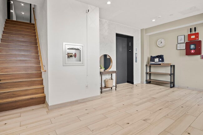 Photo - 39 Lexington St Unit 4
