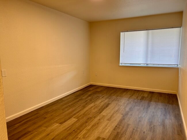 Photo - 1100 West St Apts