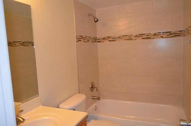 Photo - 5821 Riverside Dr Unit 105B2
