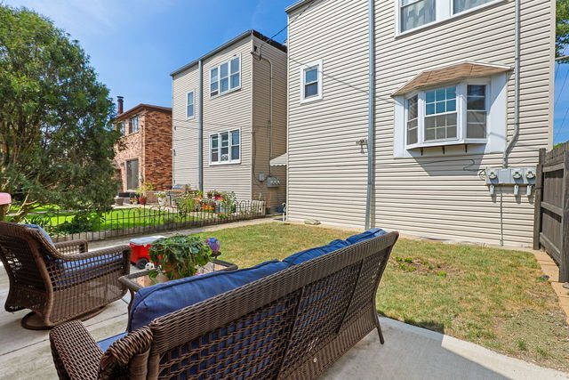 Photo - 4115 W Melrose St Unit GDN