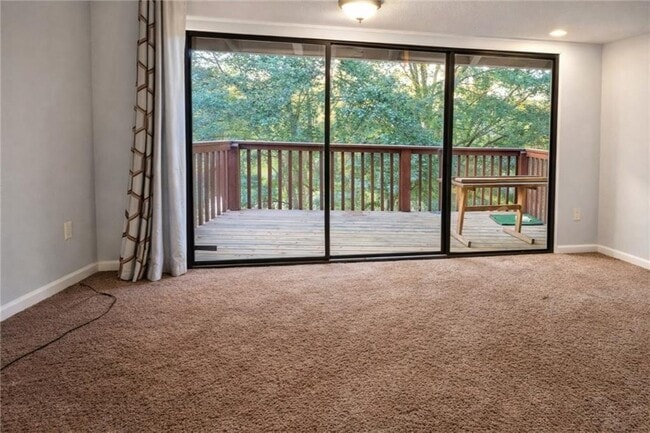Photo - 3575 Oakvale Rd Unit 420