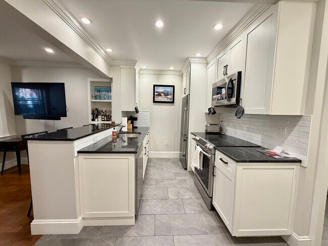Photo - 20 Lime St Unit 3