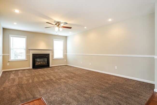 Photo - 6412 Willowlawn Dr