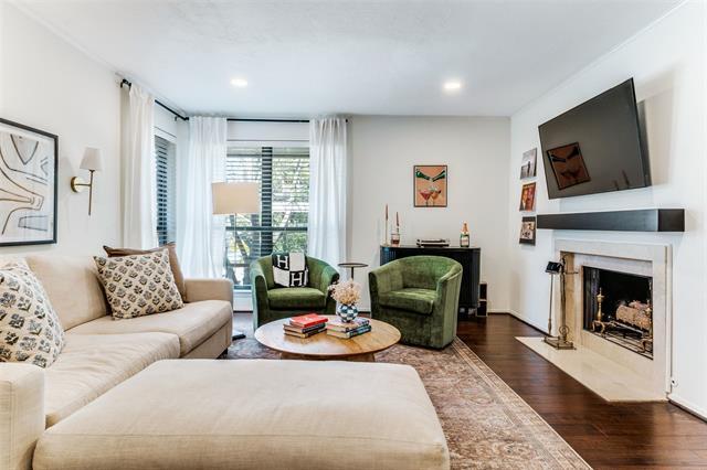 Building Photo - 6020 Birchbrook Dr Unit 210