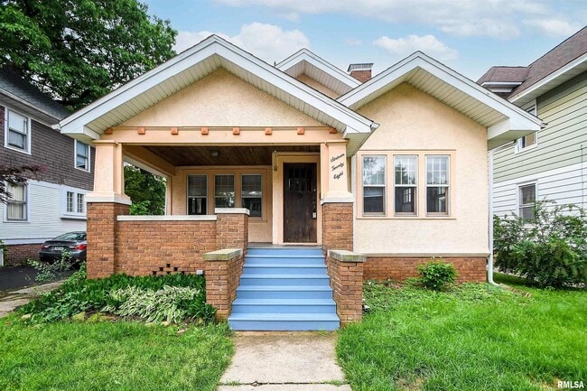 Building Photo - 1628 W Callender Ave Rental