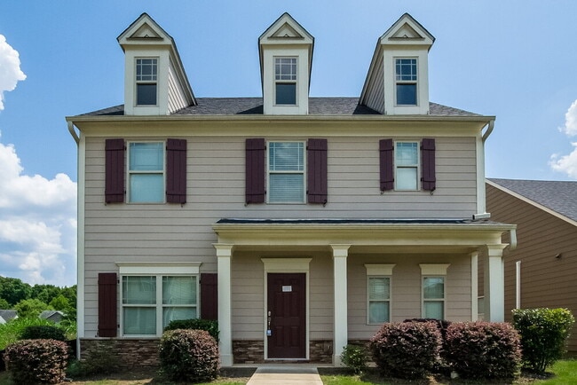 Building Photo - 185 Stillwood Dr