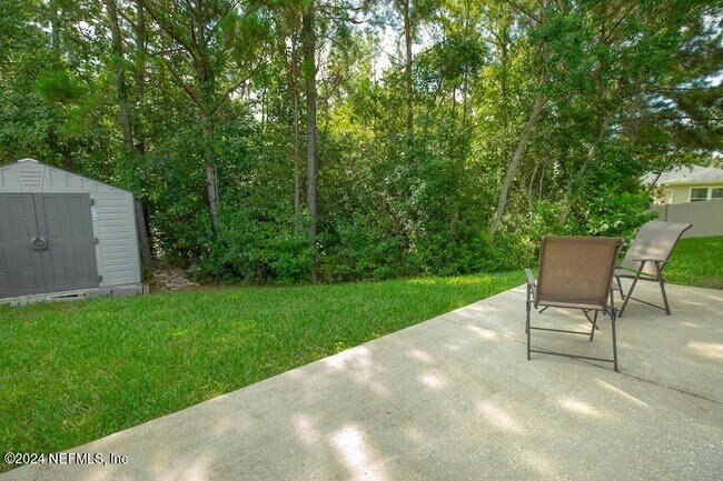 Photo - 2527 Eisner Dr