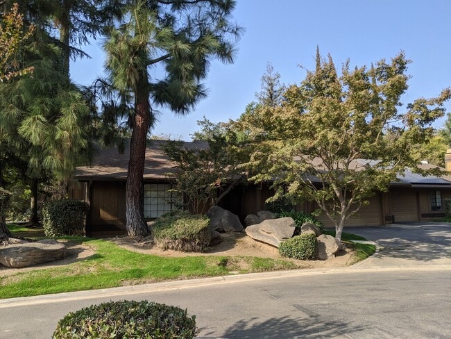 Photo - Spacious Bullard Area condo, recently upda...